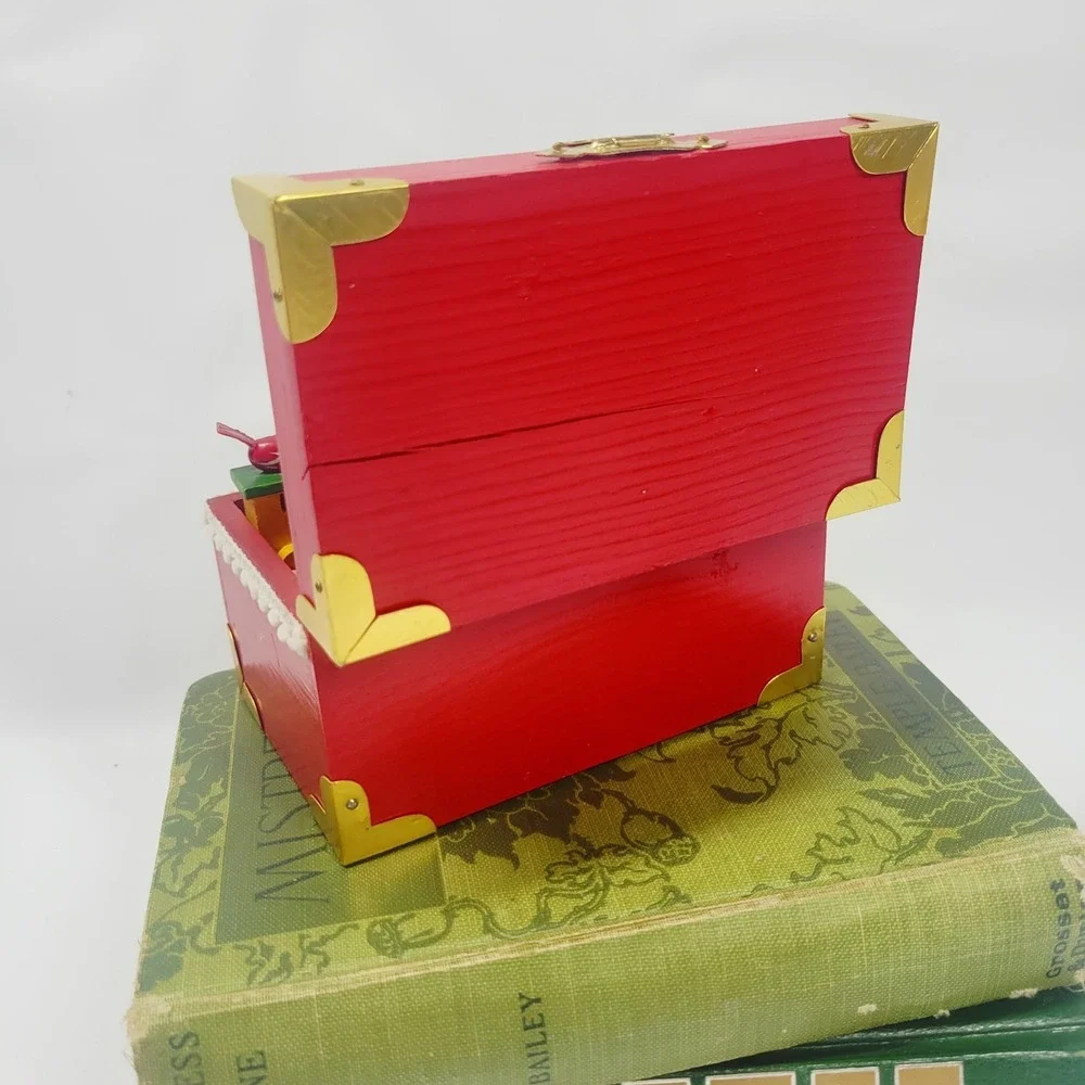Vintage Christmas Music Box Plays‎ Toy Land Wooden Toys Red